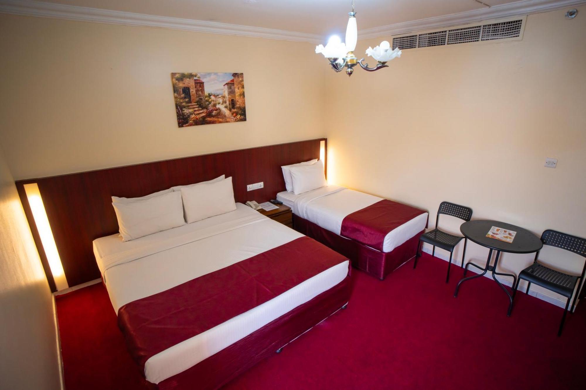 דובאי Al Karnak Hotel מראה חיצוני תמונה