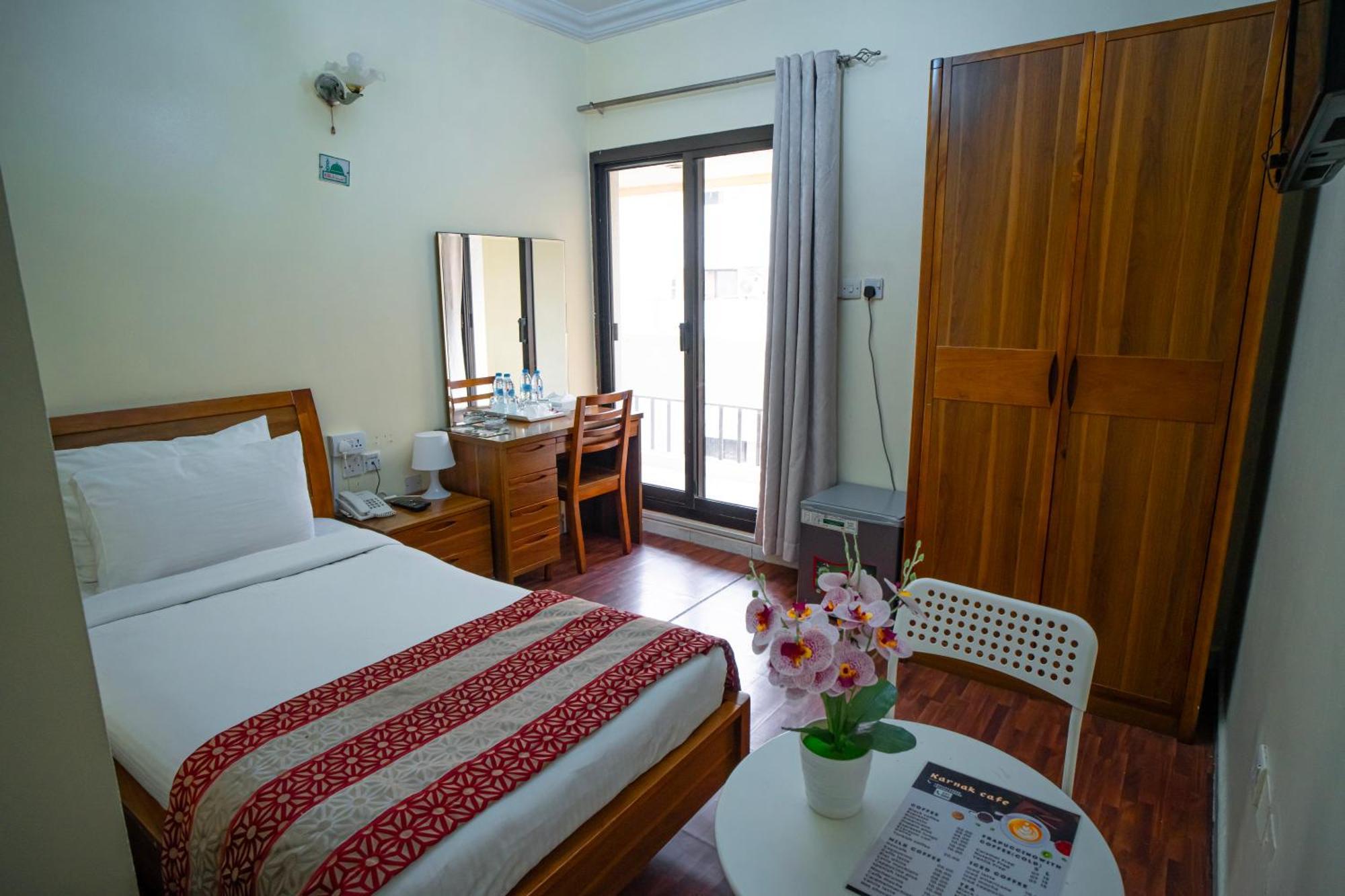 דובאי Al Karnak Hotel מראה חיצוני תמונה