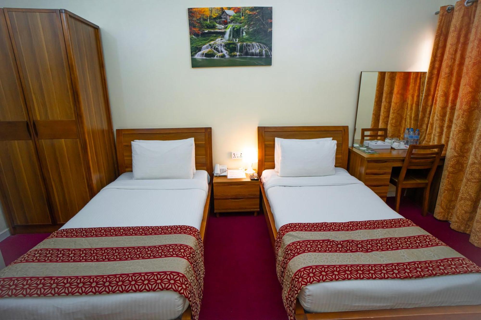 דובאי Al Karnak Hotel מראה חיצוני תמונה